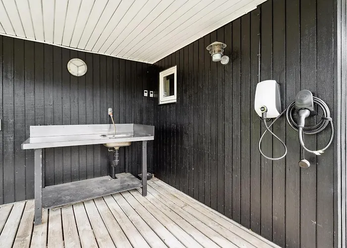 Edin - 150m From The Sea By Interhome *