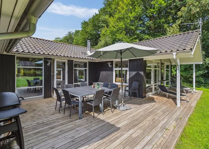 Semesterbostad Edin - 150m From The Sea By Interhome *